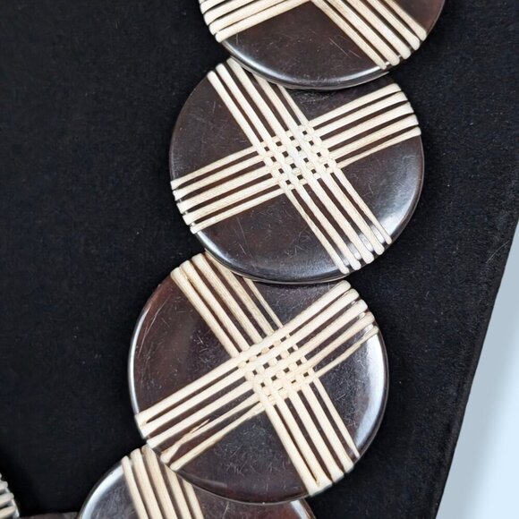(2/$20) Wooden Disc Accent Beaded Necklace - Picture 3 of 5
